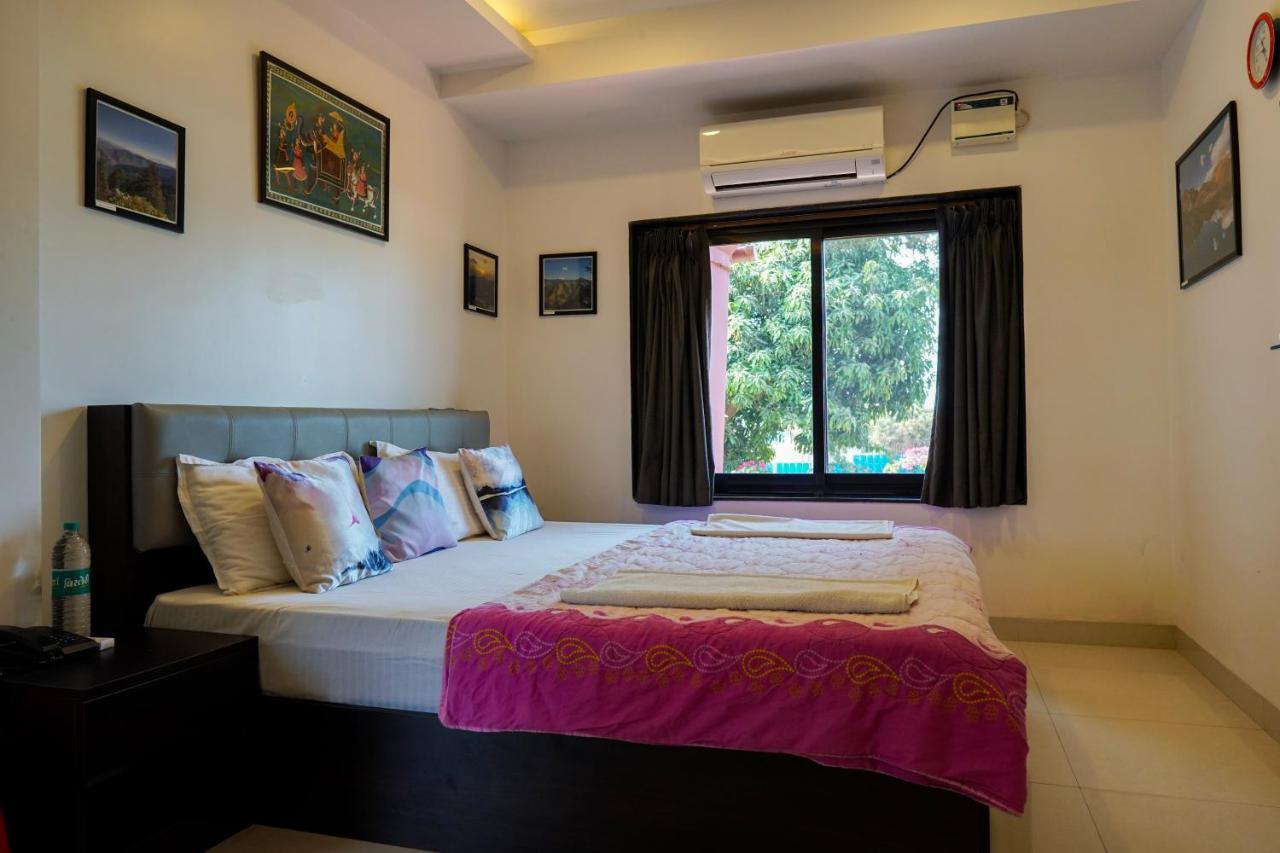 Athi Resorts GOA ภายนอก รูปภาพ